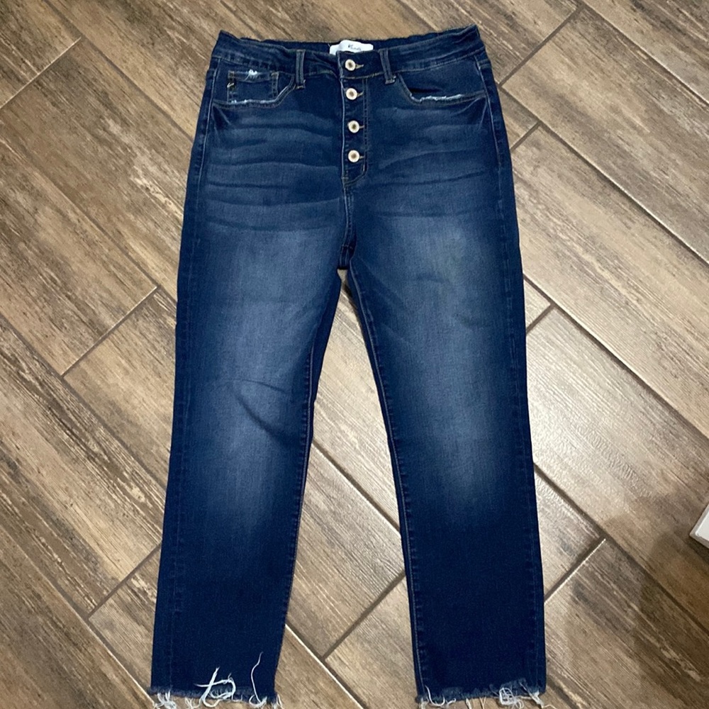 KanCan jeans size 32 button fly